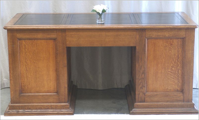 2075 Oak Eleven Drawer Pedestal Desk - Rear